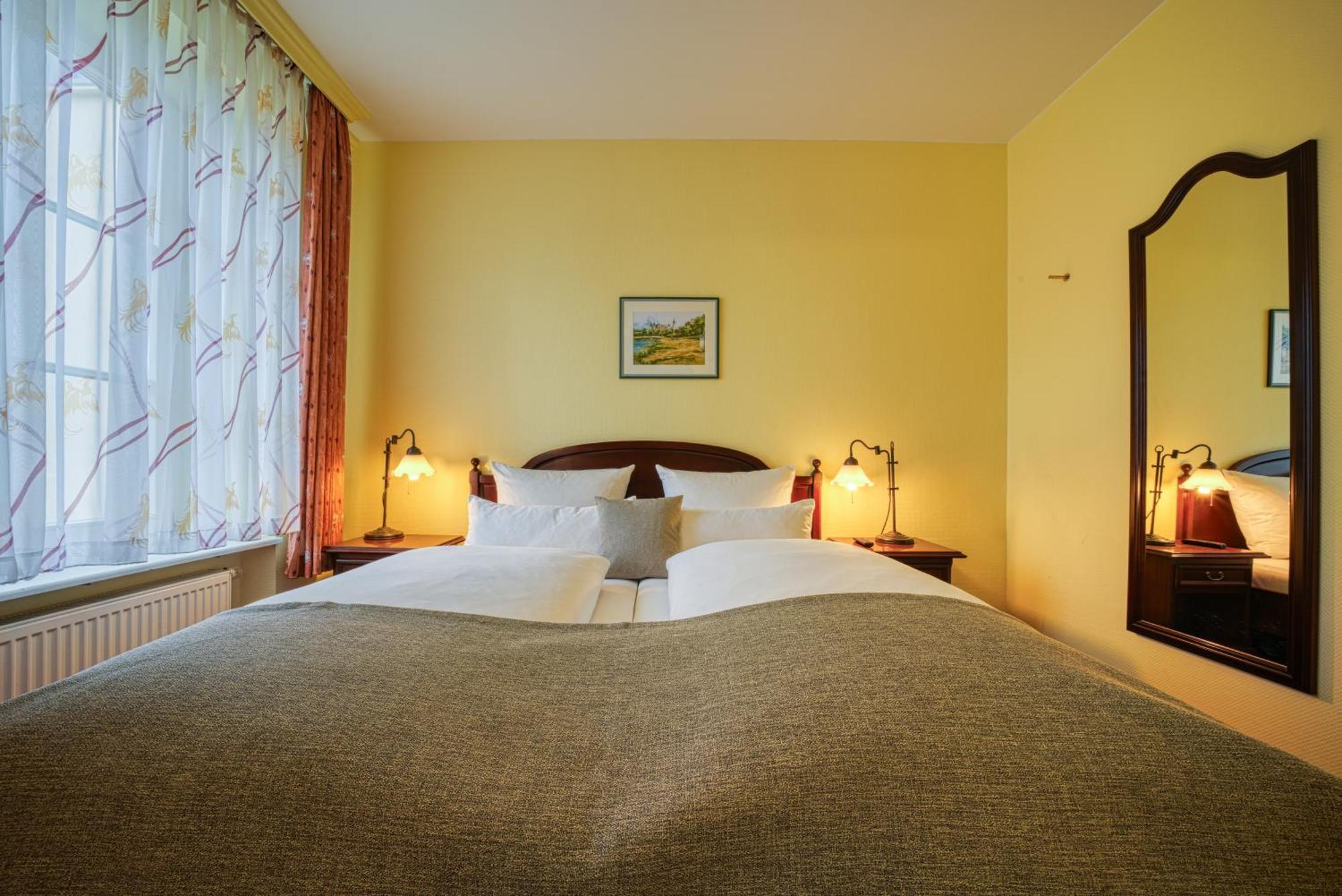 Hotel Seeblick Вісмар Екстер'єр фото