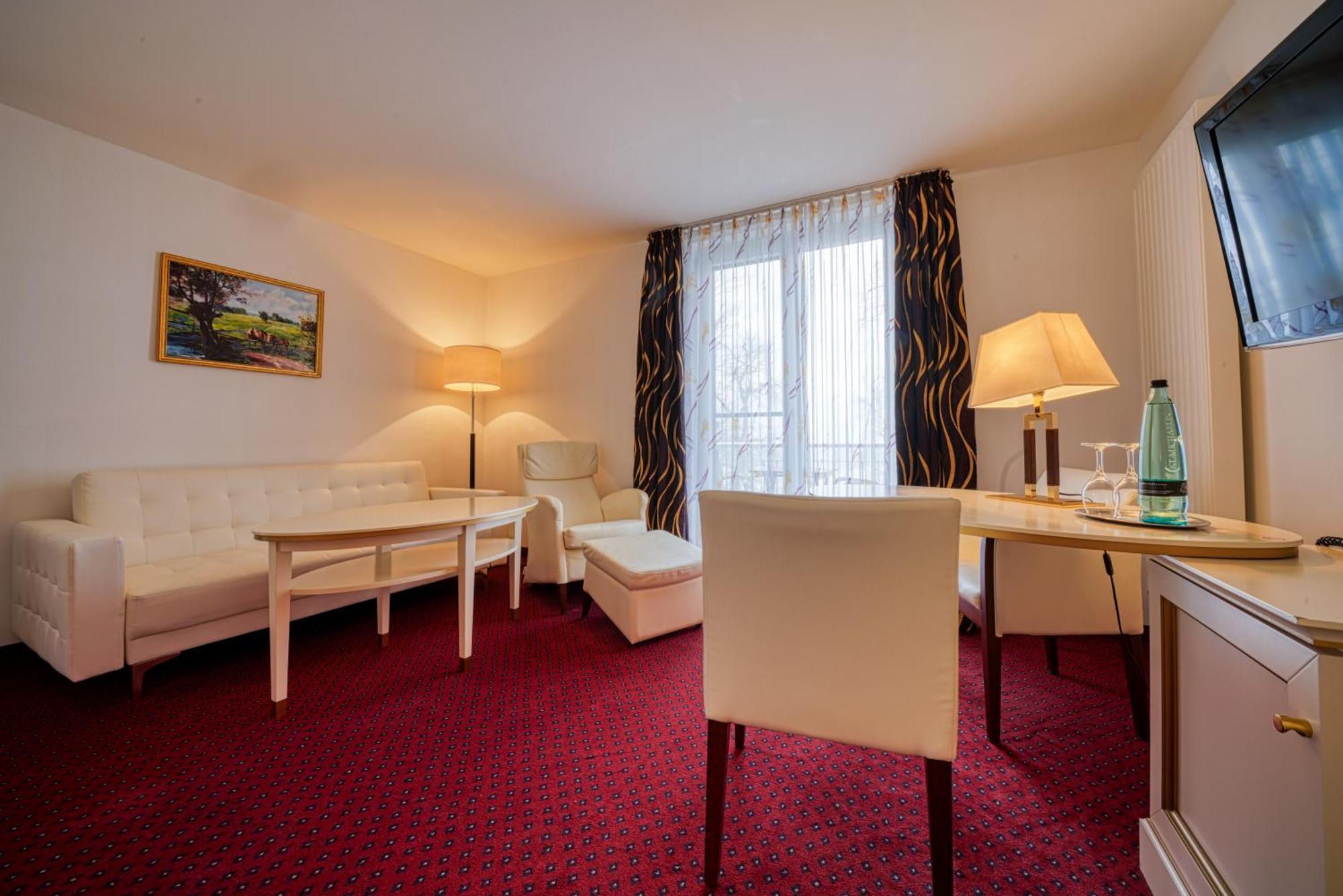 Hotel Seeblick Вісмар Екстер'єр фото
