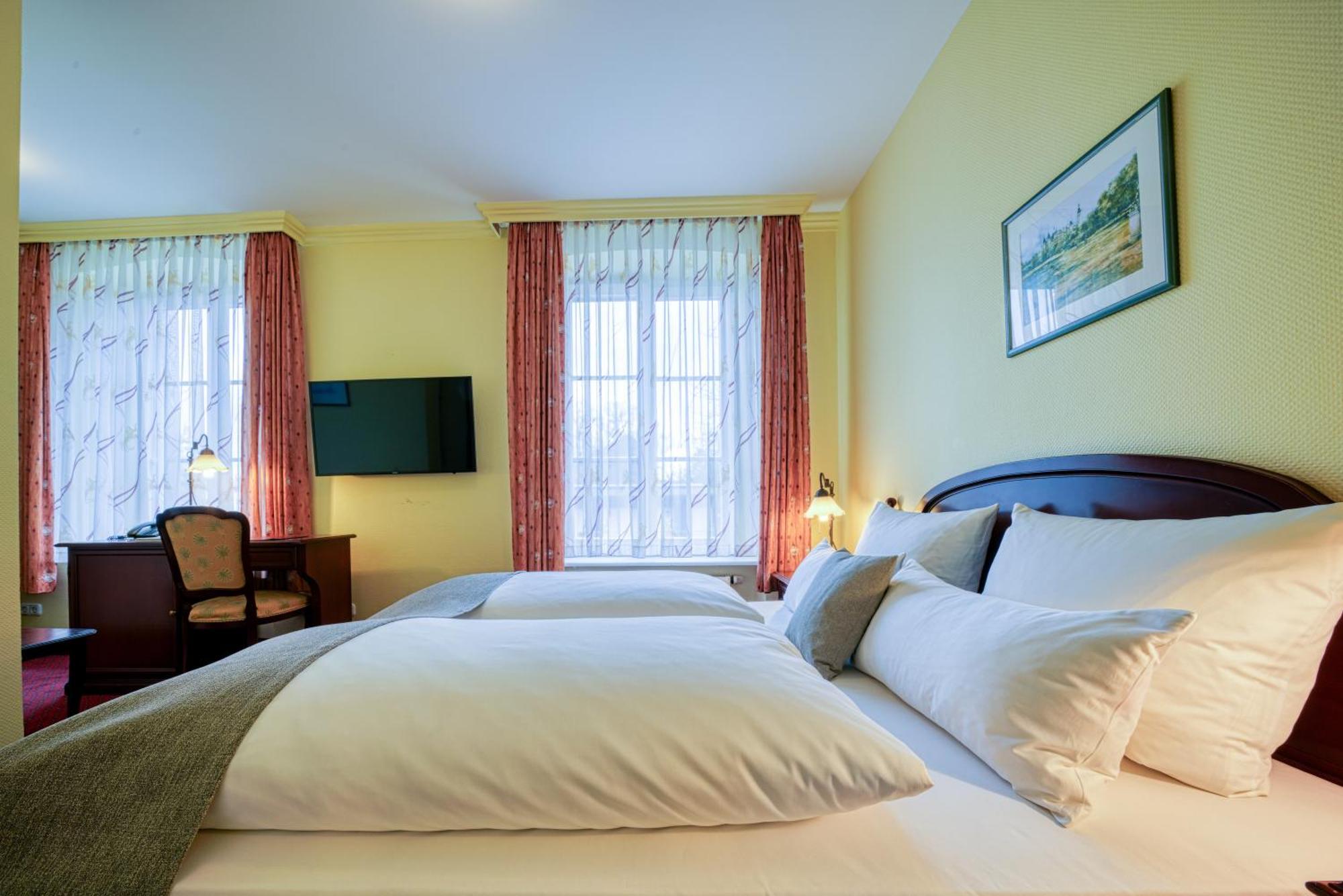 Hotel Seeblick Вісмар Екстер'єр фото