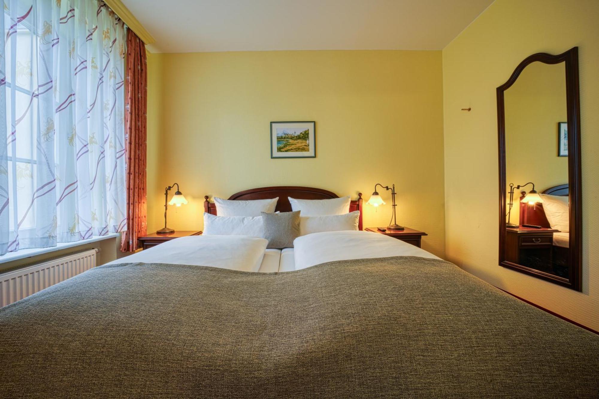 Hotel Seeblick Вісмар Екстер'єр фото